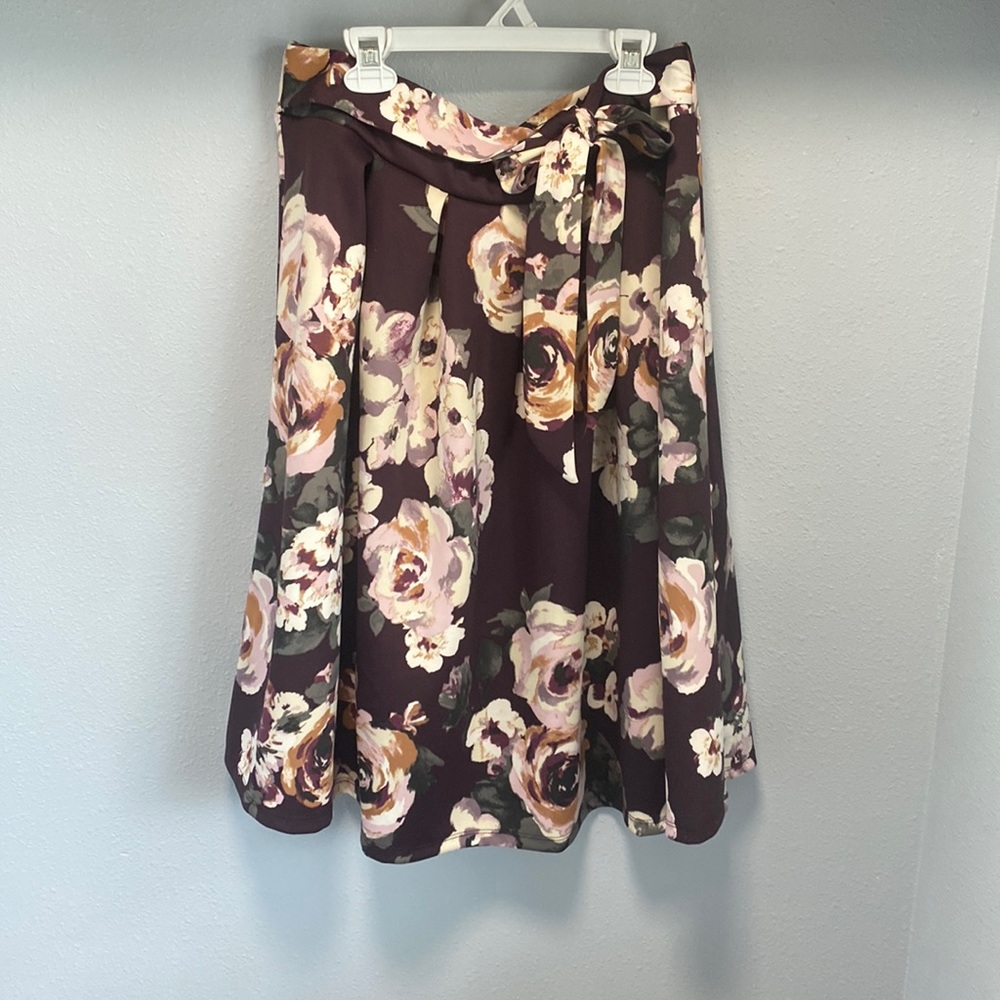 Haute Monde plum floral skirt